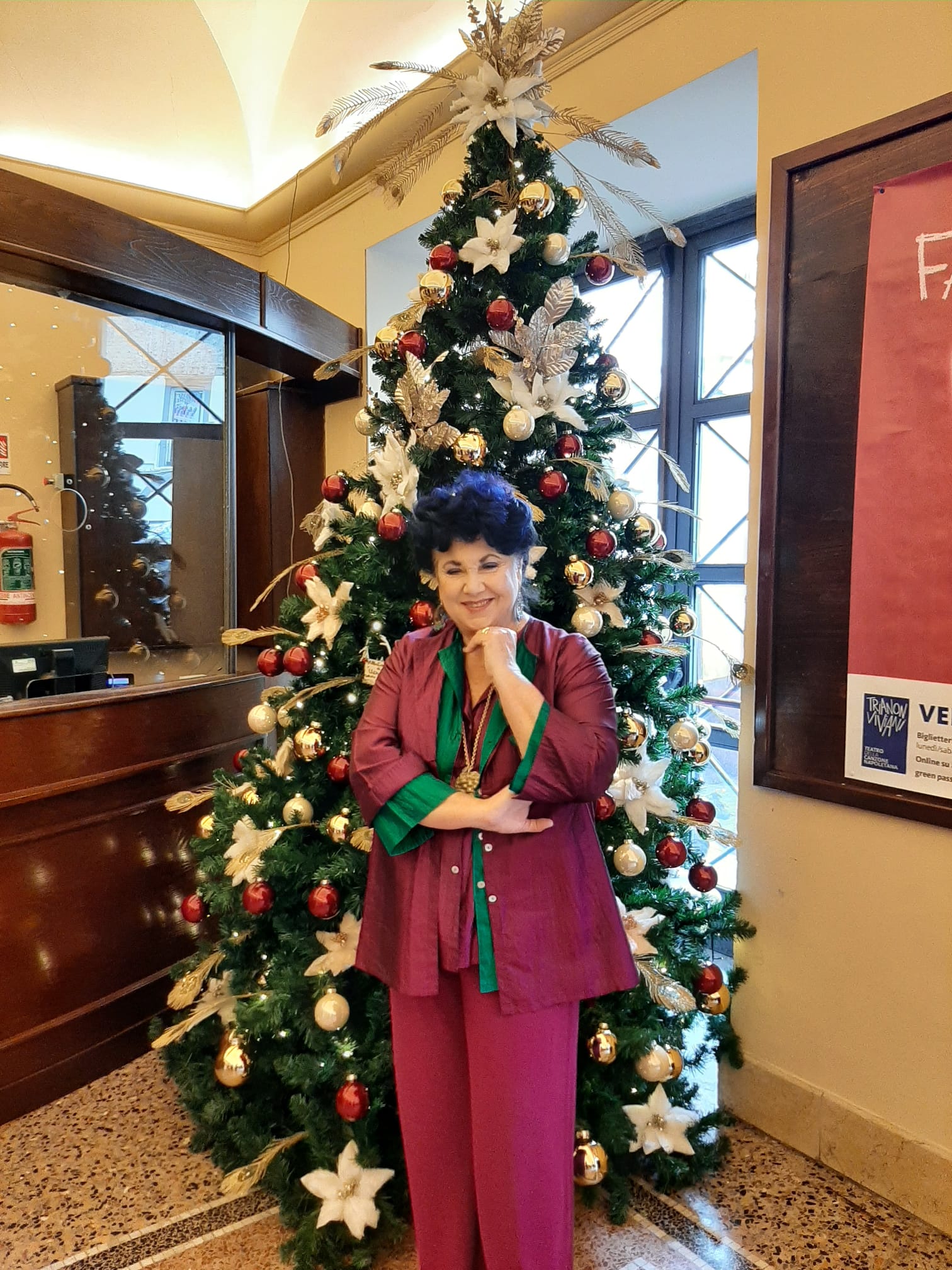 Al Trianon Viviani, Natale con l’albero della rete di Forcella
