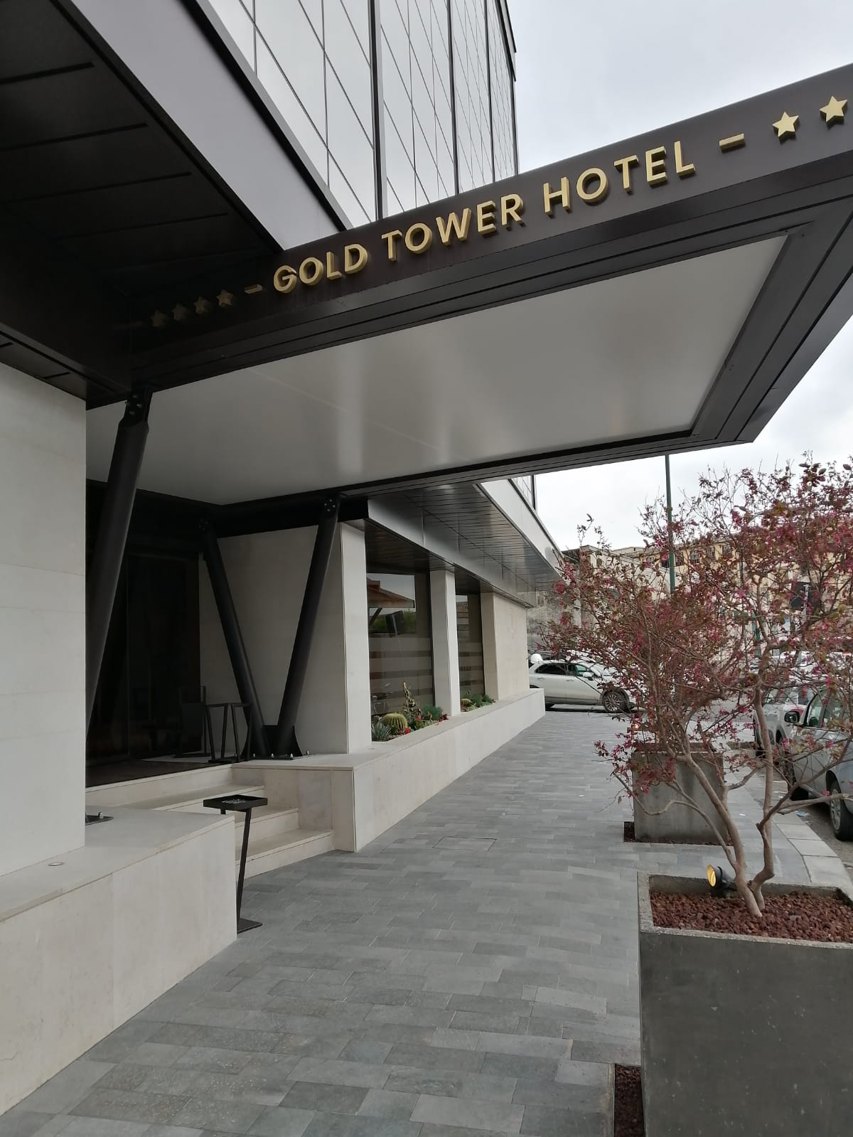 Hotel Gold Tower Lifestyle in Tour – Rilancio di Gianturco