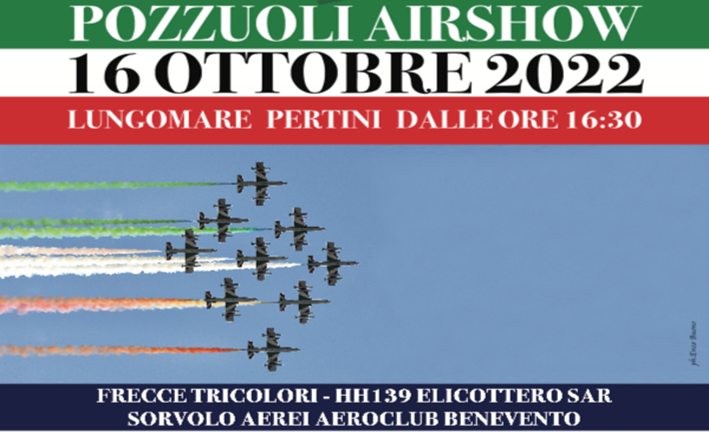 Pozzuoli Air Show: la magia delle frecce tricolori sul lungomare puteolano