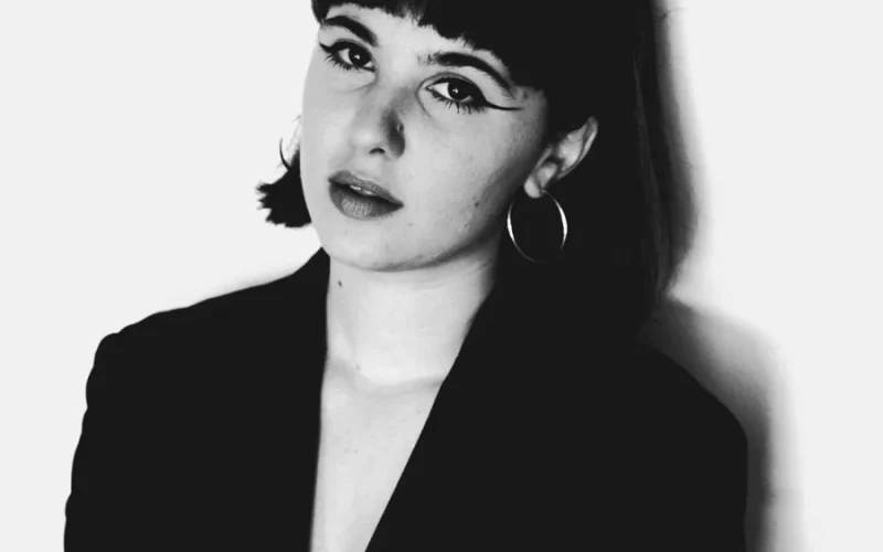 Il nuovo singolo di Sara Sgarabottolo: “Non mi lasciare d’estate”