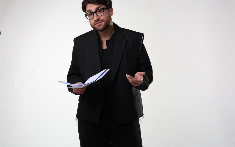 Al Teatro Cilea arriva Gennaro Scarpato con “Prove tecniche di Ambarabà” 
