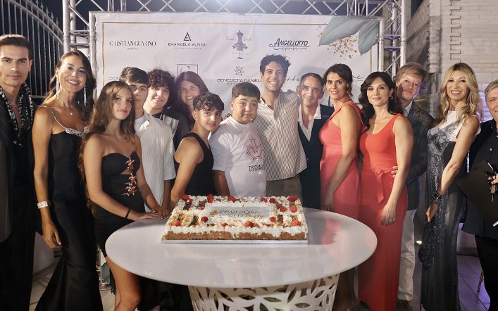 FASHION GOLD PARTY, SUMMER EDITION 2025 ILLIMINA VILLA FLAVIA: UN INTRECCIO DI EMOZIONI E SORRISI.